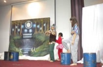 Ιούνιος 2010 - Παράσταση με το θεατρικό εργαστήρι του ωδείου Ανδρέας Γερολέμου Ιούνιος 2010 - Παράσταση με το θεατρικό εργαστήρι του ωδείου Ανδρέας Γερολέμου
